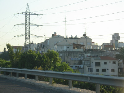 ELF magnetic field from Power lines