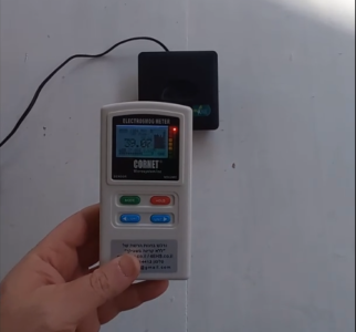 Read more about the article New Video – RF Radiation from a DECT Phone base station